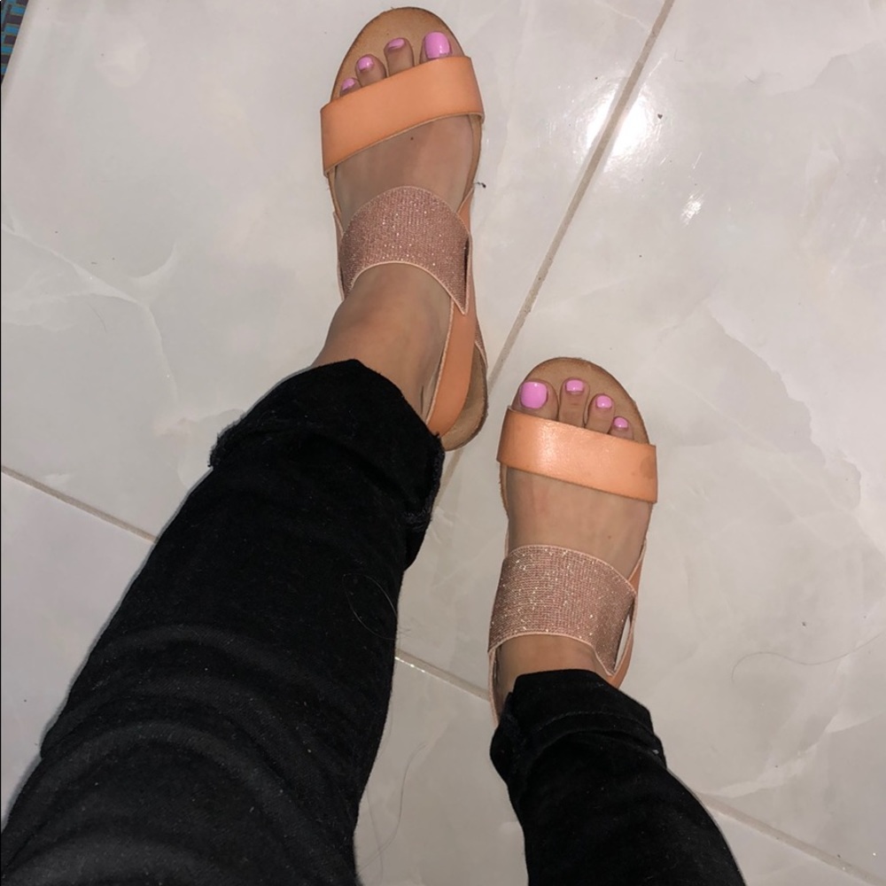 STEVE MADDEN SANDALS